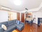 のびのびとくつろげるリビングは、家族のコミュニケーションの場として、みんなが集まる一番の場所に。