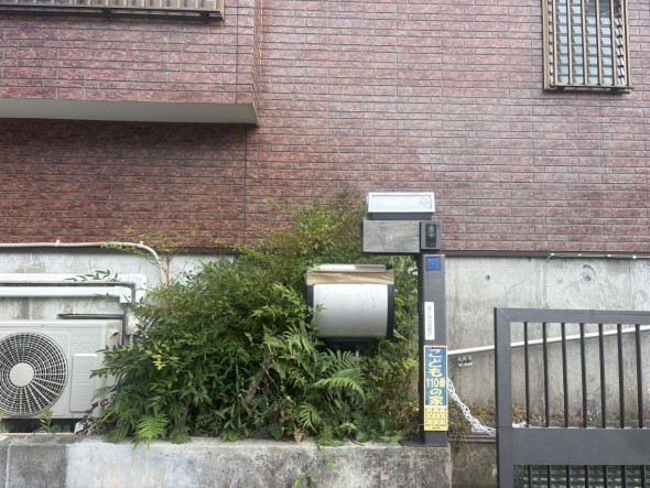 玄関前