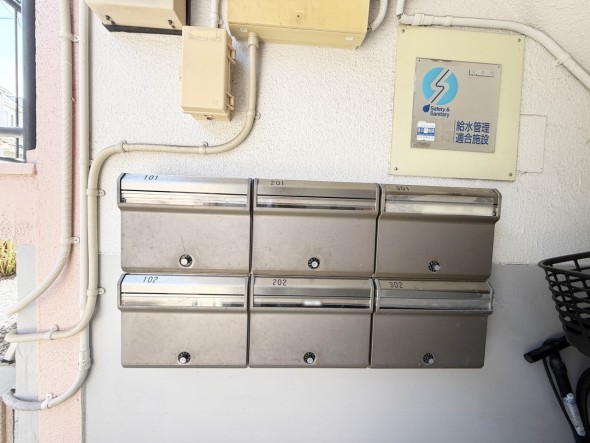 住戸専用の郵便受け。