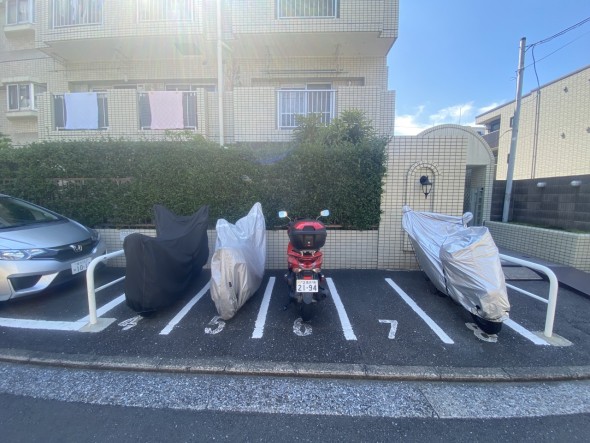 バイク置き場