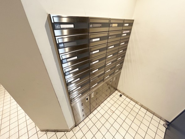 綺麗に保たれている共有部分は、管理体制の良さが伺えますね。