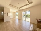 家族と過ごす時間を大切にしたい方にぴったりの明るくゆとりある住空間です。