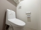 ウォシュレット機能付きトイレ