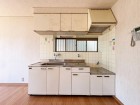 使い勝手の良い設備のキッチンで効率よくお料理もできます。
