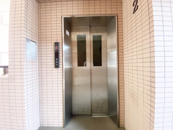 エレベーター