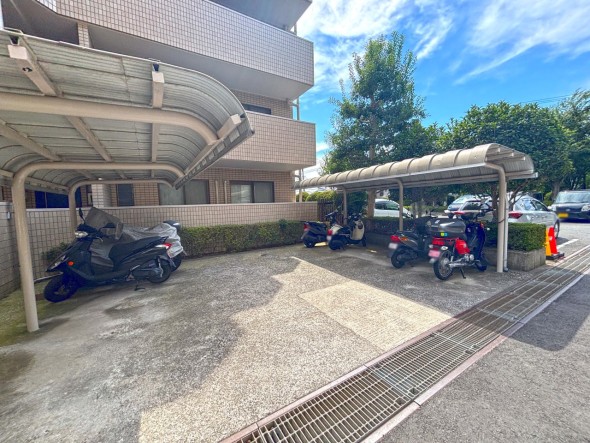 バイク置き場