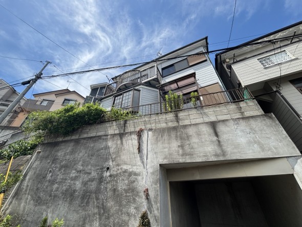 建築条件なしの売地です。お好きなハウスメーカーで建築していただけます。