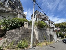周辺は閑静な住宅街につき落ち着いた環境です。