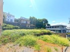 更地での引渡しになります。陽当たり、風通しともに良い環境です。
