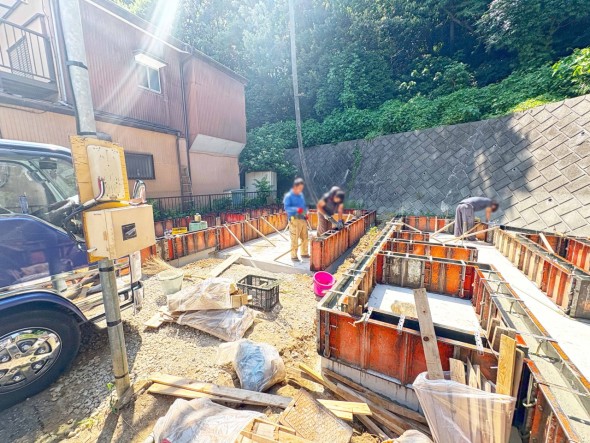 建物の完成が待ち遠しいですね。