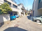 周辺は閑静な住宅街につき落ち着いた環境です。