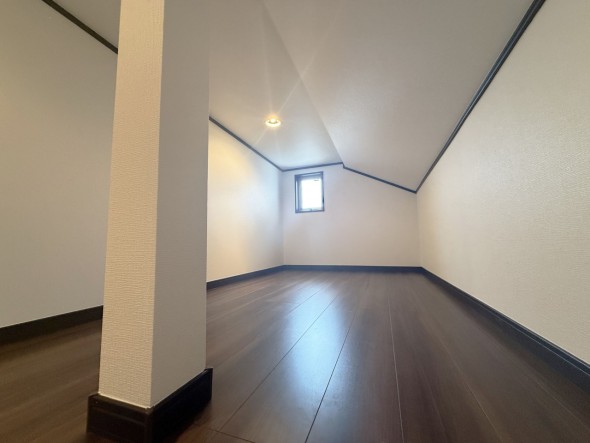 小屋裏収納