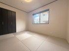 客間やお子様の遊び場として多用途にお使い頂けます。  