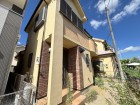 爽やかな青空の下に贅沢なほどに降り注ぐ陽光、豊かな居住性と、クオリティが見事に調和した住空間は、住まうことの喜びを感じさせてくれ