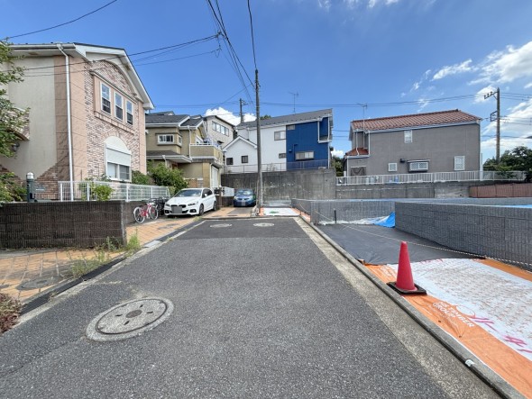 前面道路含む現地写真