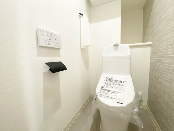 ウォシュレット機能付きトイレ