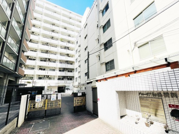 マンション外観写真