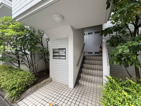 マンション入口