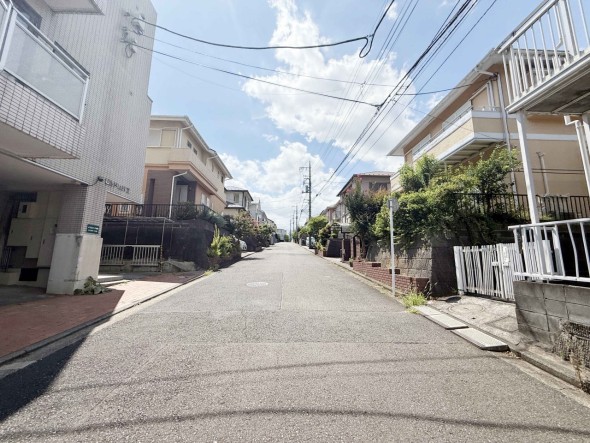 前面道路含む現地写真