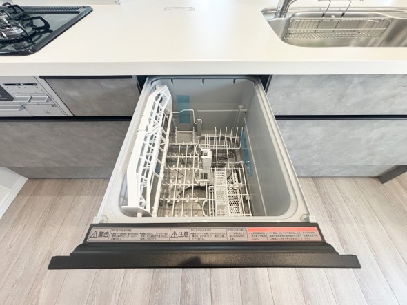 食洗機付き。家事の手助けとして。