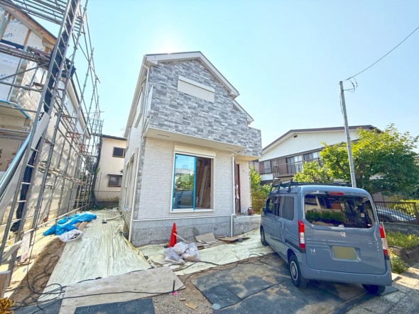 周辺は閑静な住宅街につき落ち着いた環境です。