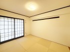 客間やお子様の遊び場として多用途にお使い頂けます。  