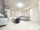 家族と過ごす時間を大切にしたい方にぴったりの明るくゆとりある住空間です。