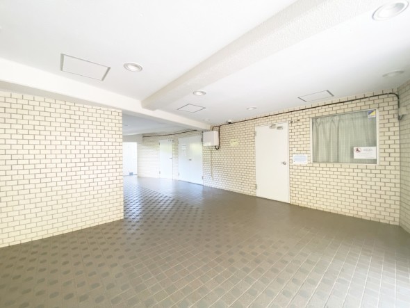 綺麗に保たれている共有部分は、管理体制の良さが伺えますね。