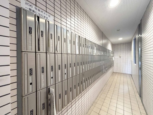 住戸専用の郵便受け。