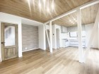 LDK14帖。のびのびとくつろげるリビングは、家族のコミュニケーションの場として、みんなが集まる一番の場所に。