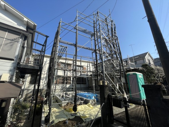 建物の完成が待ち遠しいですね。