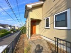 居住者の帰り、訪れる方を優しく迎え、やすらぎに満ちた生活空間を予感させる。健やかな暮らしを楽しめそう。