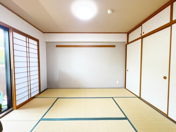 客間やお子様の遊び場として多用途にお使い頂けます。  