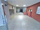 とても広々としたエントランスホールです。