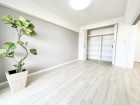 洋室6.6帖。明るくあたたかな居室では、朝の目覚めも気持ちよく起きられます。