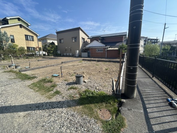 建物の完成が待ち遠しいですね。