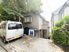 周辺は閑静な住宅街につき落ち着いた環境です。