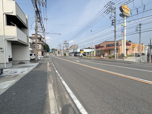 前面道路含む現地写真