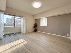 明るくあたたかな居室では、朝の目覚めも気持ちよく起きられます。
