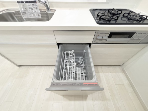 食洗機付き。家事の手助けとして。