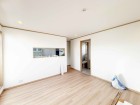一日の中で多くの時間を過ごすことになる住まいだからこそ、いつも穏やかな空間が必要です。色味などの配慮が、住まう方の健康を守ります