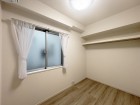 一日の疲れをいやしてくれる主寝室。時を忘れて過ごす場所として過ごせるお部屋です。