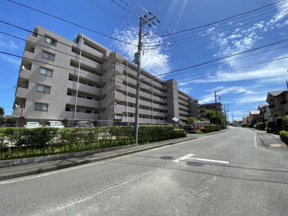 現地外観写真。