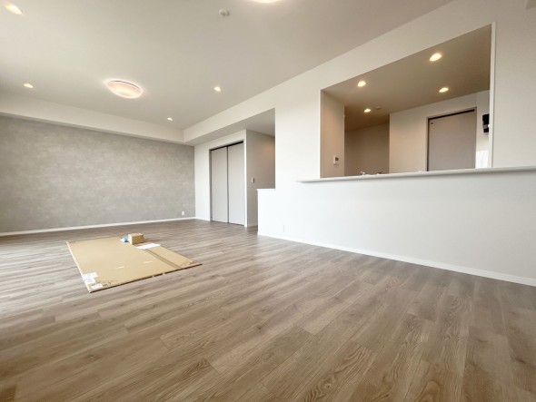 家族と過ごす時間を大切にしたい方にぴったりの明るくゆとりある住空間です。