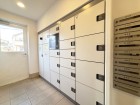 宅配ボックスがあるためご不在時であってもお帰りの際に大きな荷物をお受け取りいただけます。