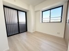 一日の疲れをいやしてくれる主寝室。時を忘れて過ごす場所として過ごせるお部屋です。