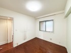 納戸6帖。十分な広さがあるので居室としても。