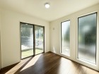 明るくあたたかな居室では、朝の目覚めも気持ちよく起きられます。
