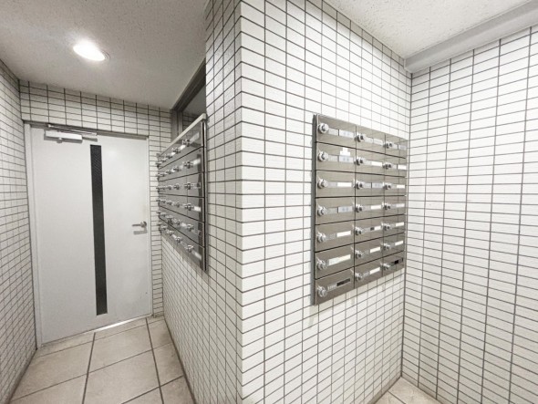 住戸専用の郵便受け。