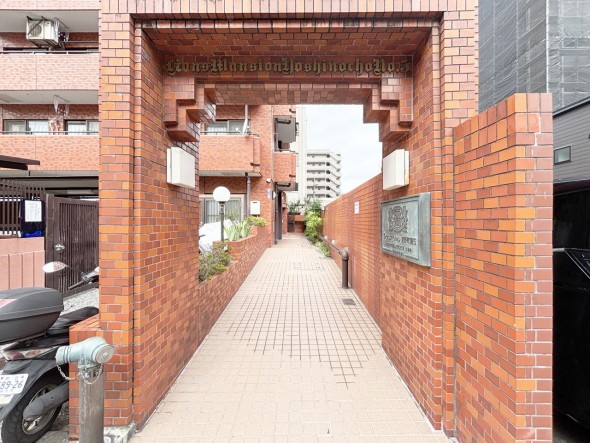 マンション入口